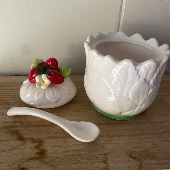Lefton Japan White & Green Strawberry and Leaf Ceramic Sugar Bowl - Picture 3 of 8